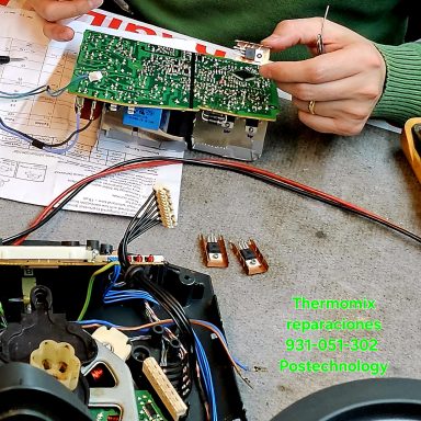 reparando placa de potencia de Thermomix TM31 en servicio técnico de Thermomix en España