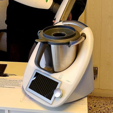 reparación de robot de cocina Thermomix en España